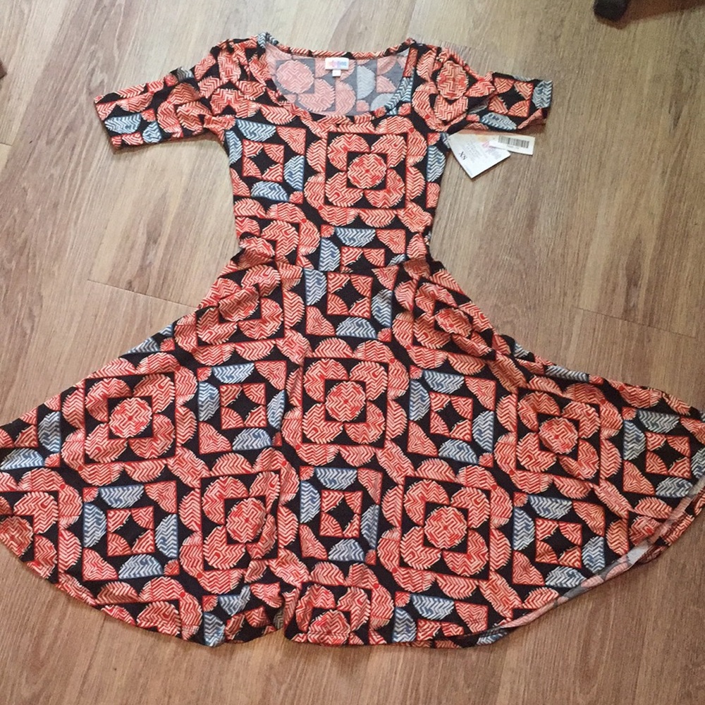 Lularoe Nicole Dress, Red, Black Geometric XS